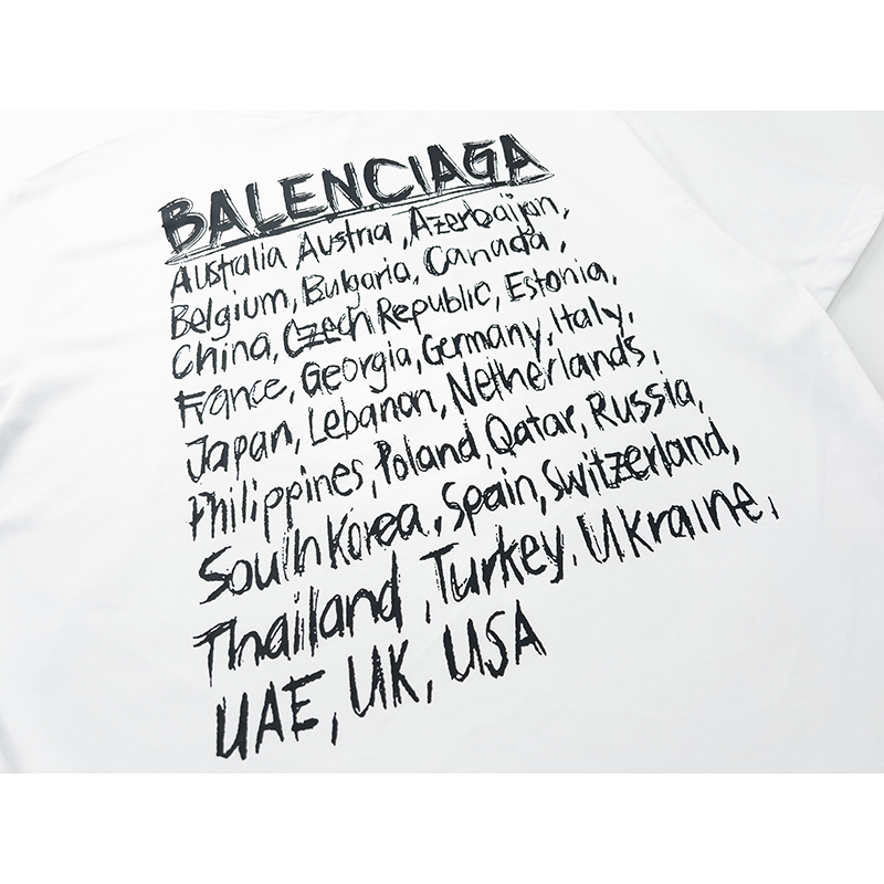Balenciaga T-Shirt KT2357