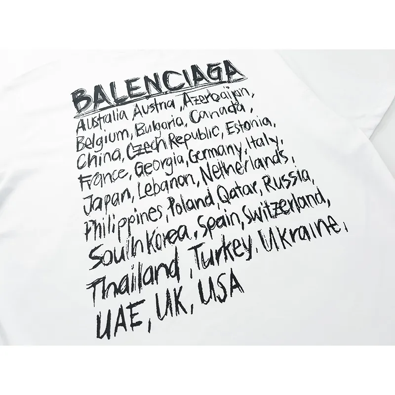 Balenciaga T-Shirt KT2357