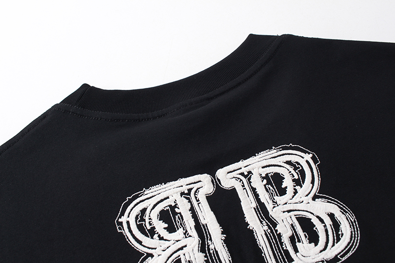 Balenciaga T-Shirt KT2360