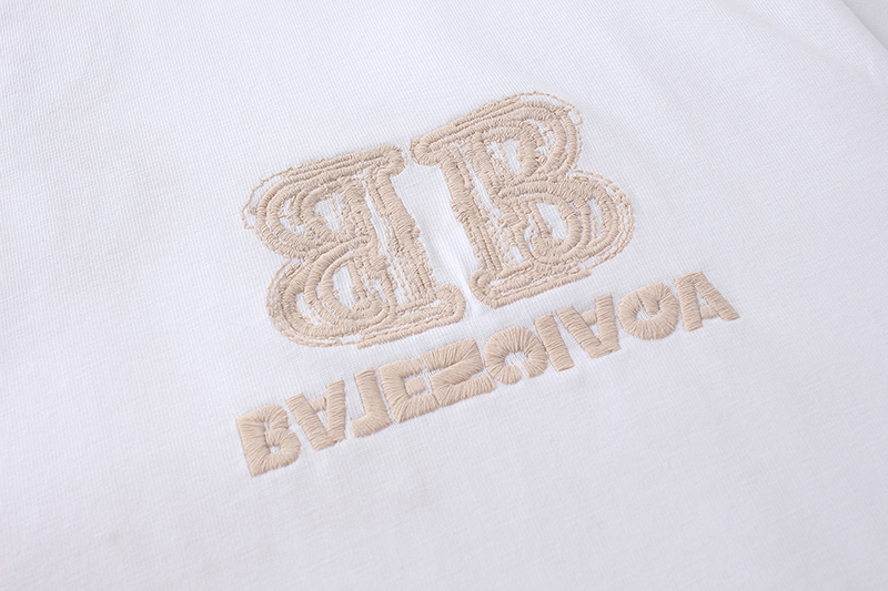 Balenciaga T-Shirt KT2360