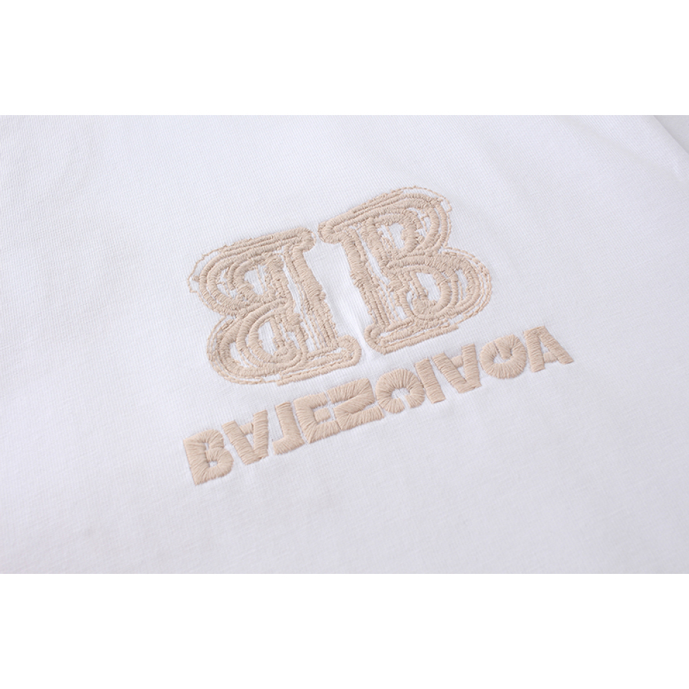 Balenciaga T-Shirt KT2360