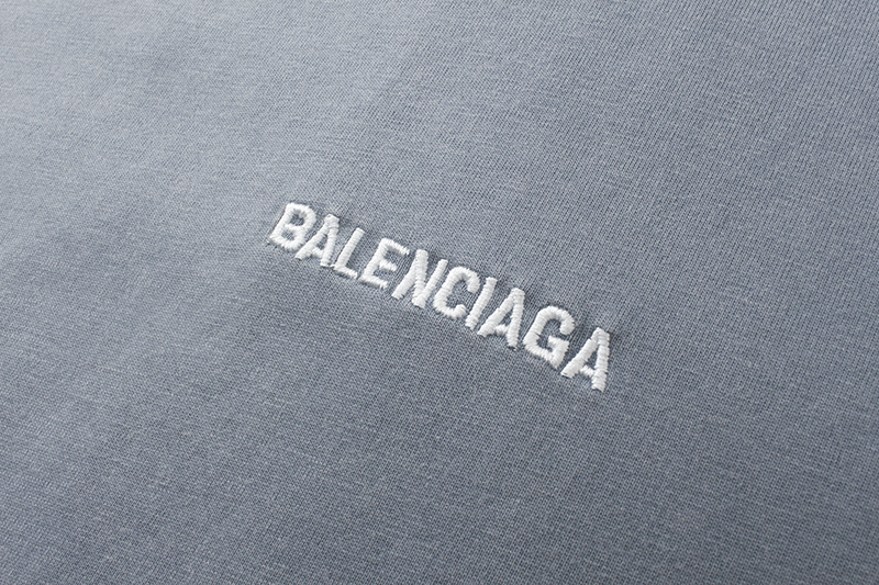 Balenciaga T-Shirt KT2395