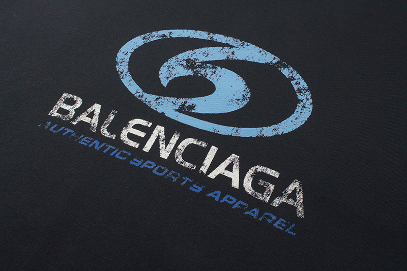 Balenciaga T-Shirt KT2396