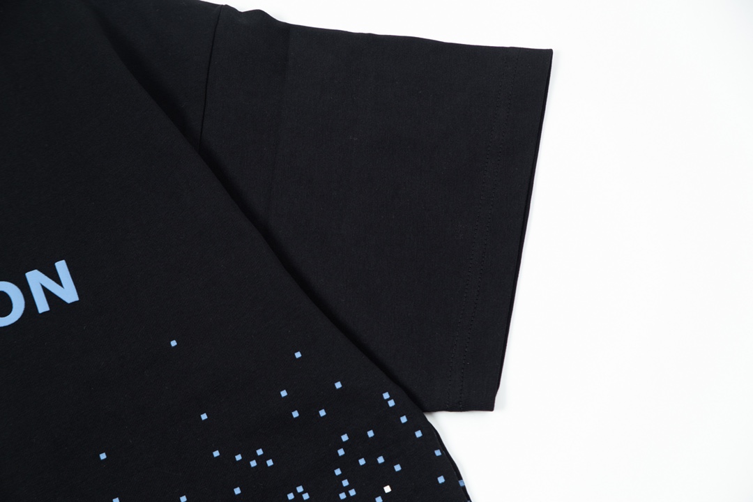 Louis Vuitton T-Shirt 198471