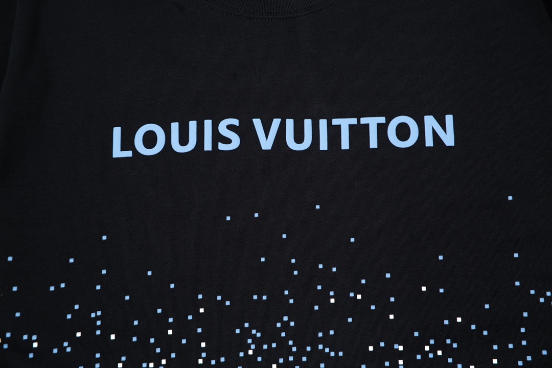 Louis Vuitton T-Shirt 198471