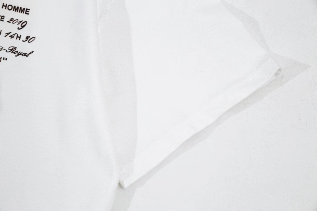 Louis Vuitton T-Shirt 203199