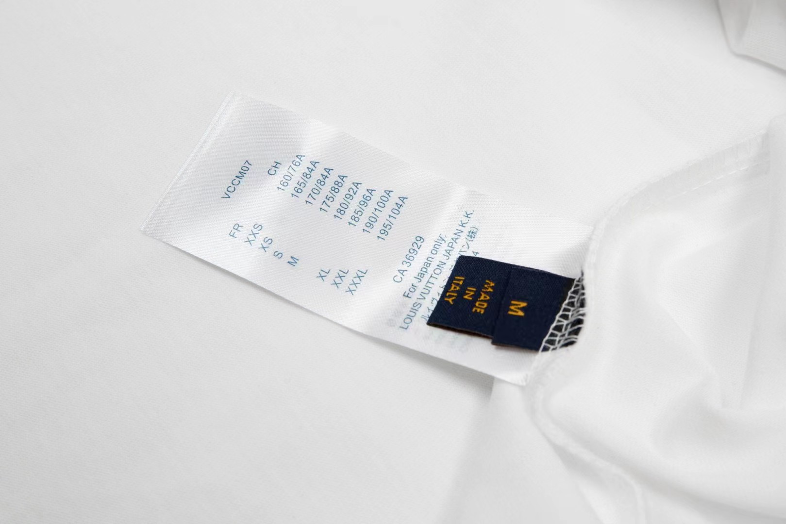 Louis Vuitton T-Shirt 203213