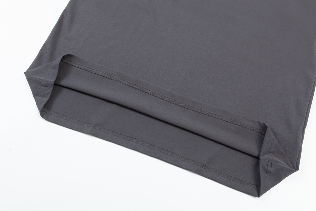 Louis Vuitton T-Shirt 203993