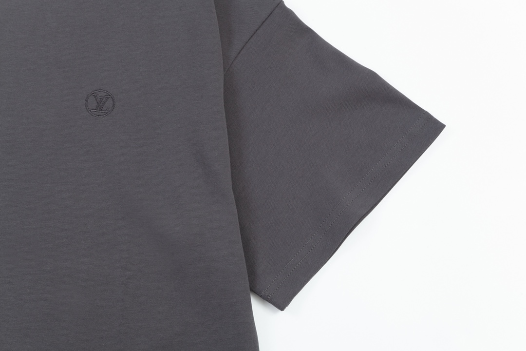 Louis Vuitton T-Shirt 203993