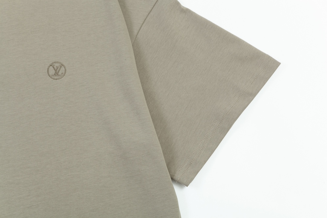 Louis Vuitton T-Shirt 203995