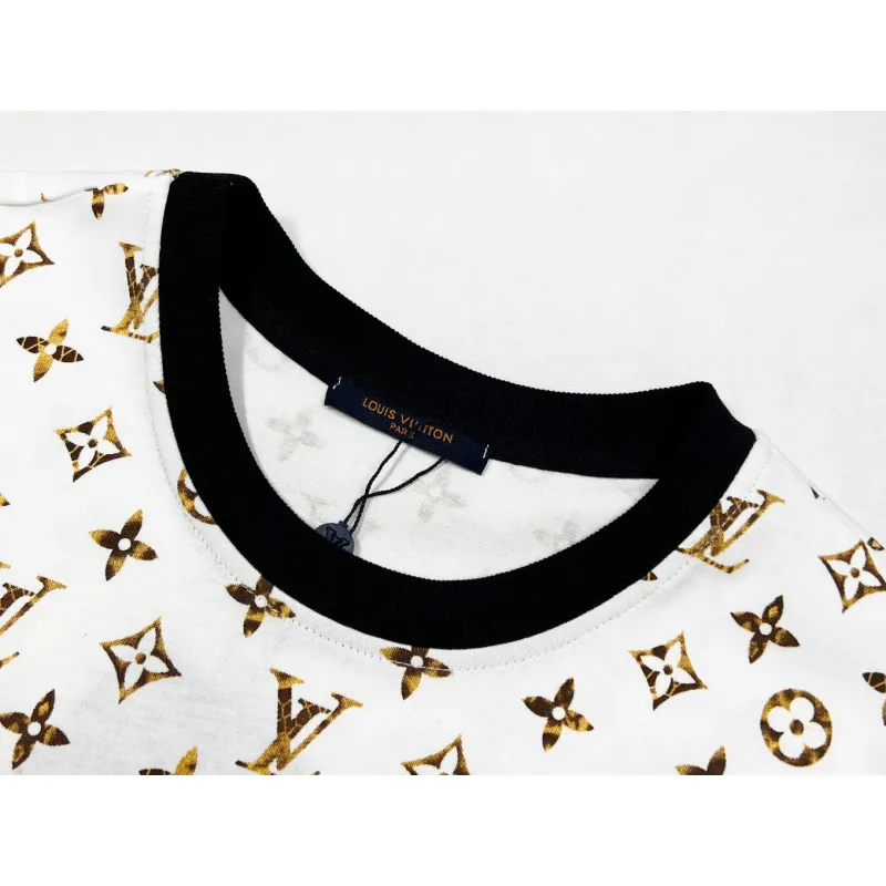 Louis Vuitton T-Shirt 204347