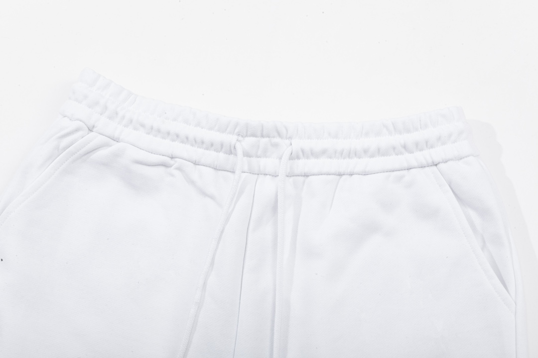 Louis Vuitton Shorts 204655