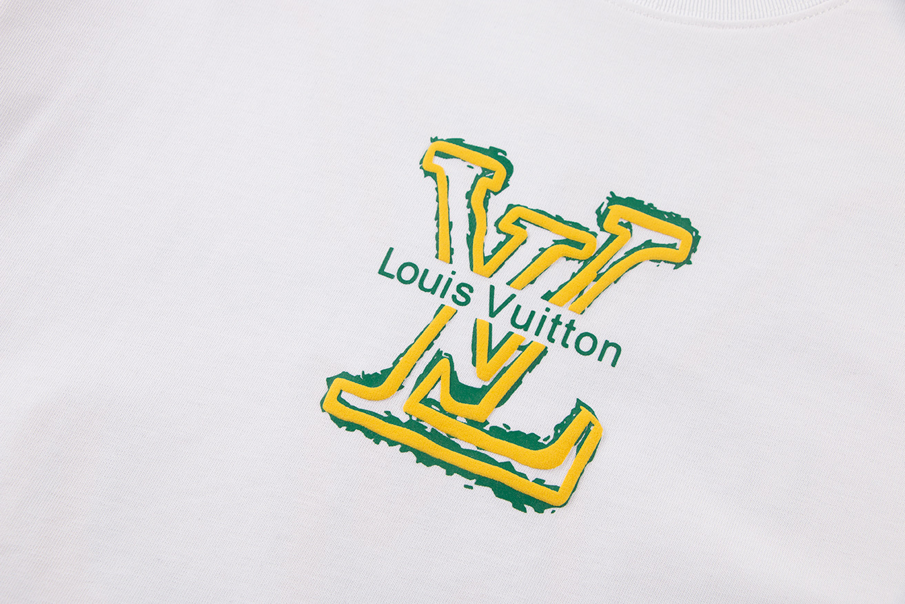 Louis Vuitton T-Shirt 204752
