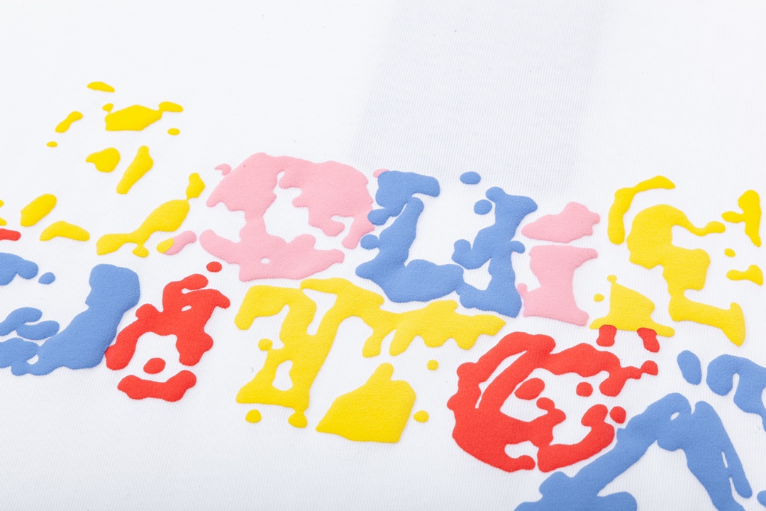 Louis Vuitton T-Shirt 204849