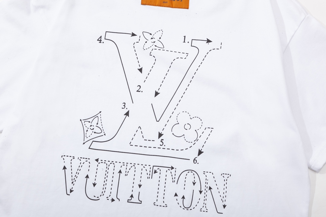 Louis Vuitton T-Shirt 204853