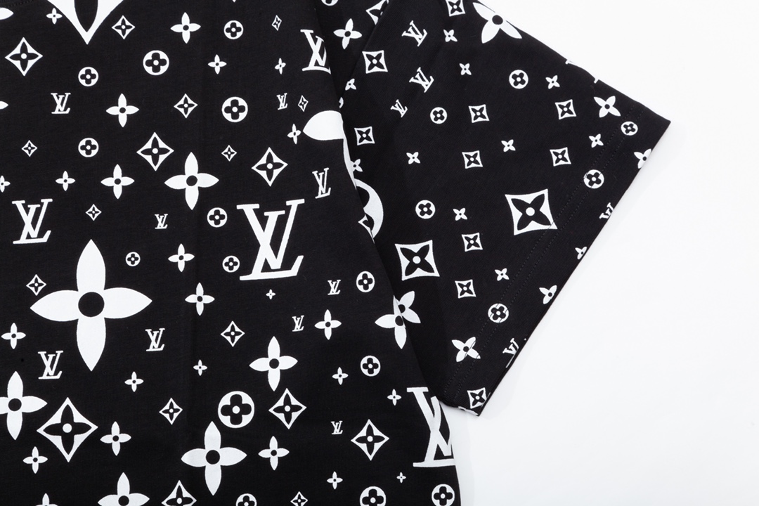 Louis Vuitton T-Shirt 204855
