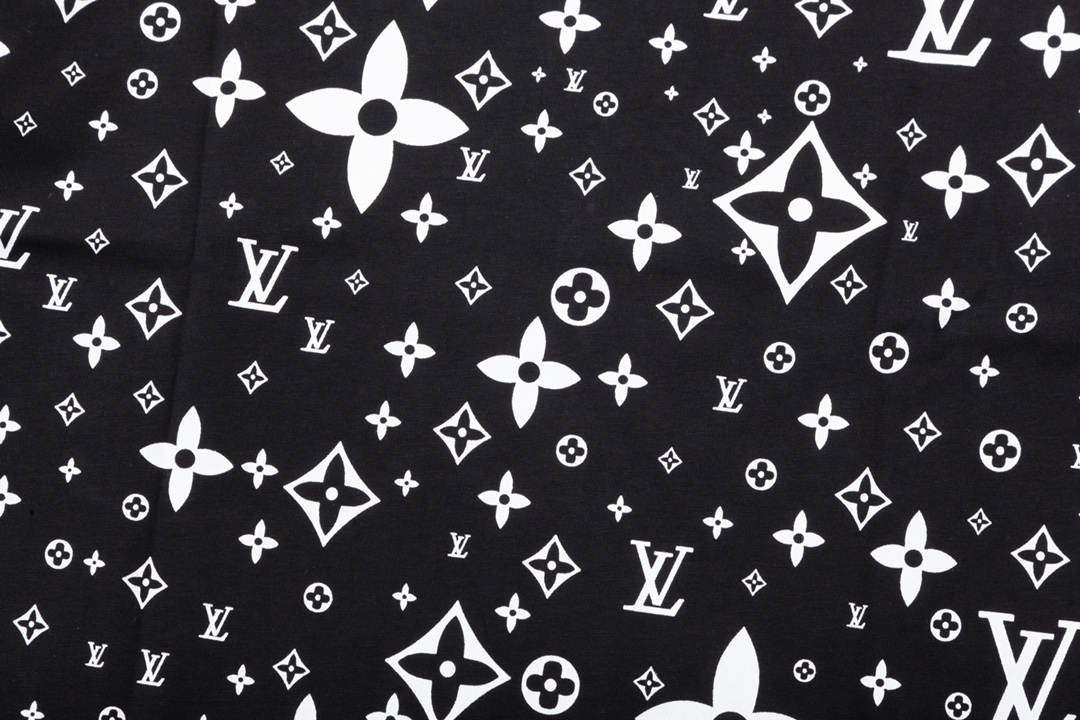 Louis Vuitton T-Shirt 204855
