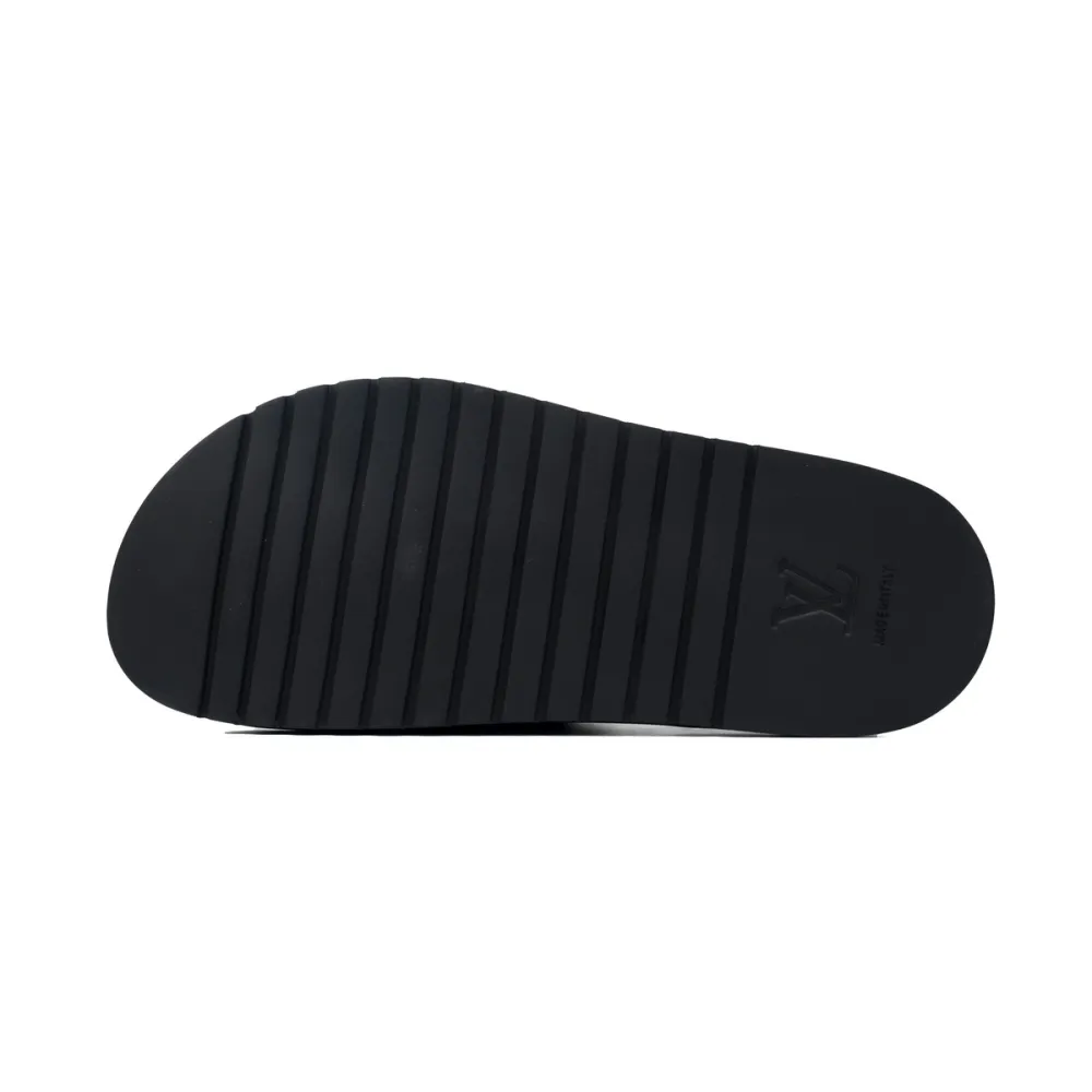 LOUIS VUITTON Miami black denim