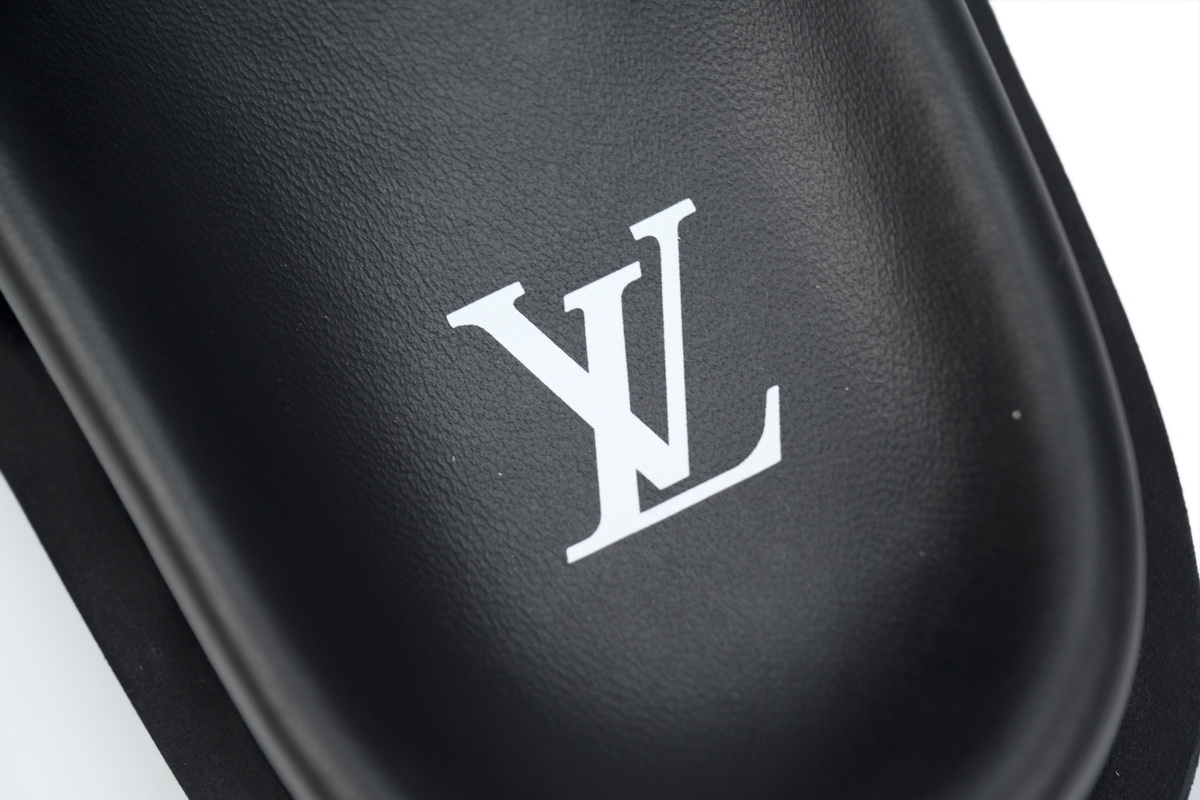 LOUIS VUITTON Miami Black and gray pattern