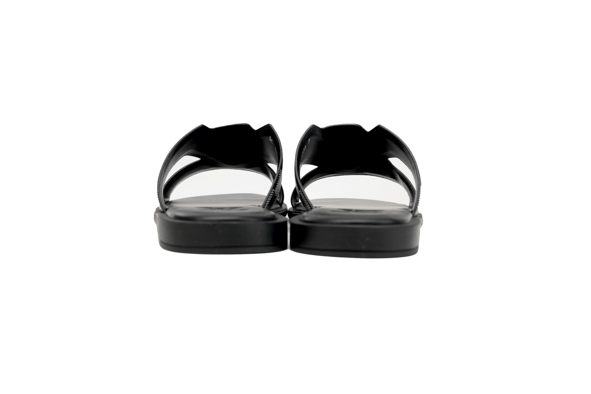 LOUIS VUITTON Oasis Black And White Checkerboard