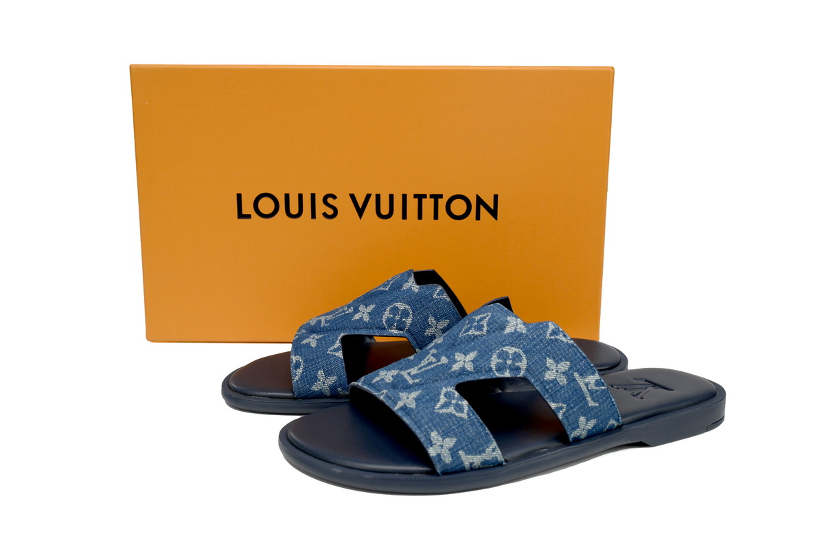 LOUIS VUITTON Oasis Blue Cloth