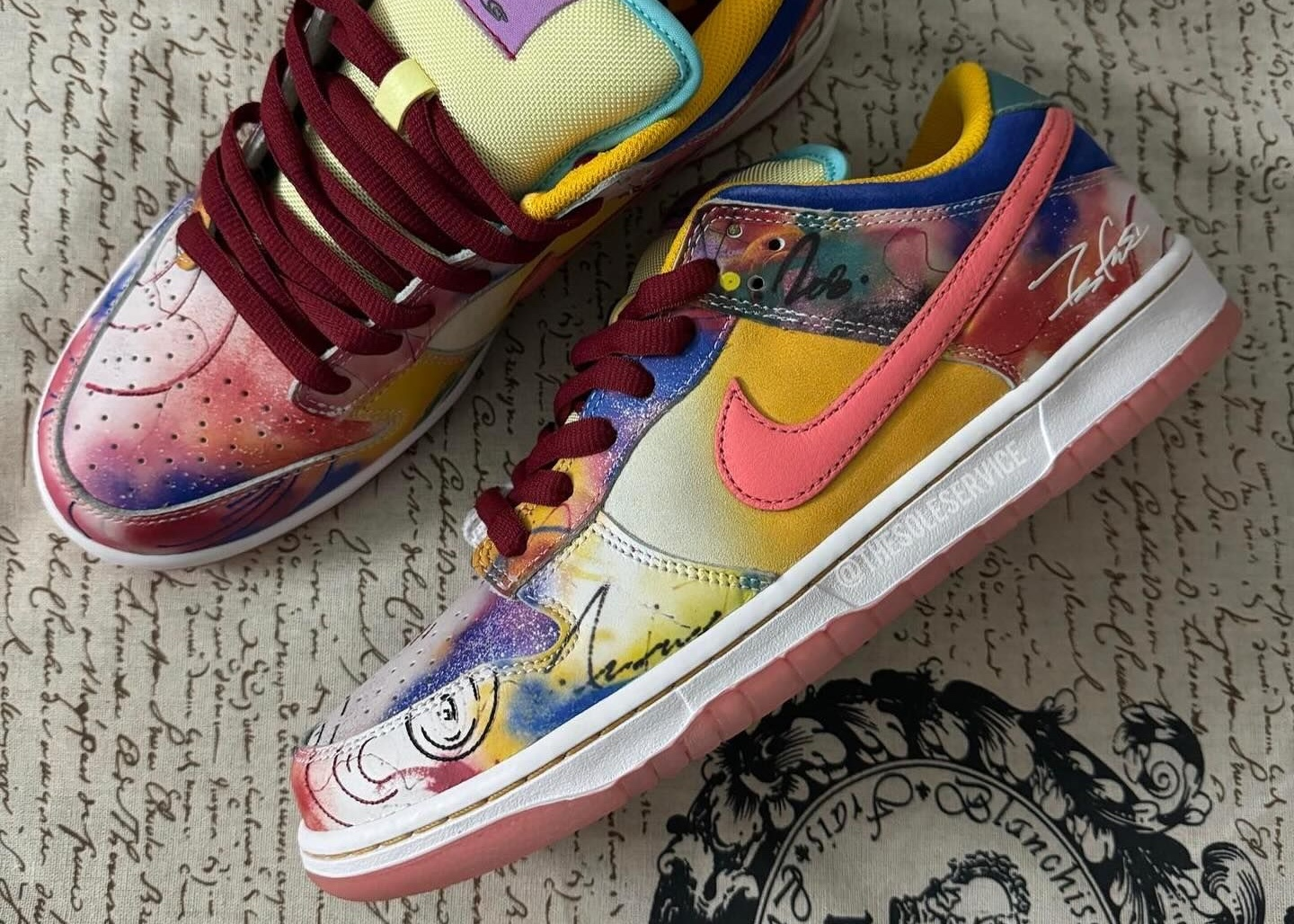 LJR Batch Nike SB Dunk Low Futura Laboratories Sunblush (Friends and Family) HF6061-700