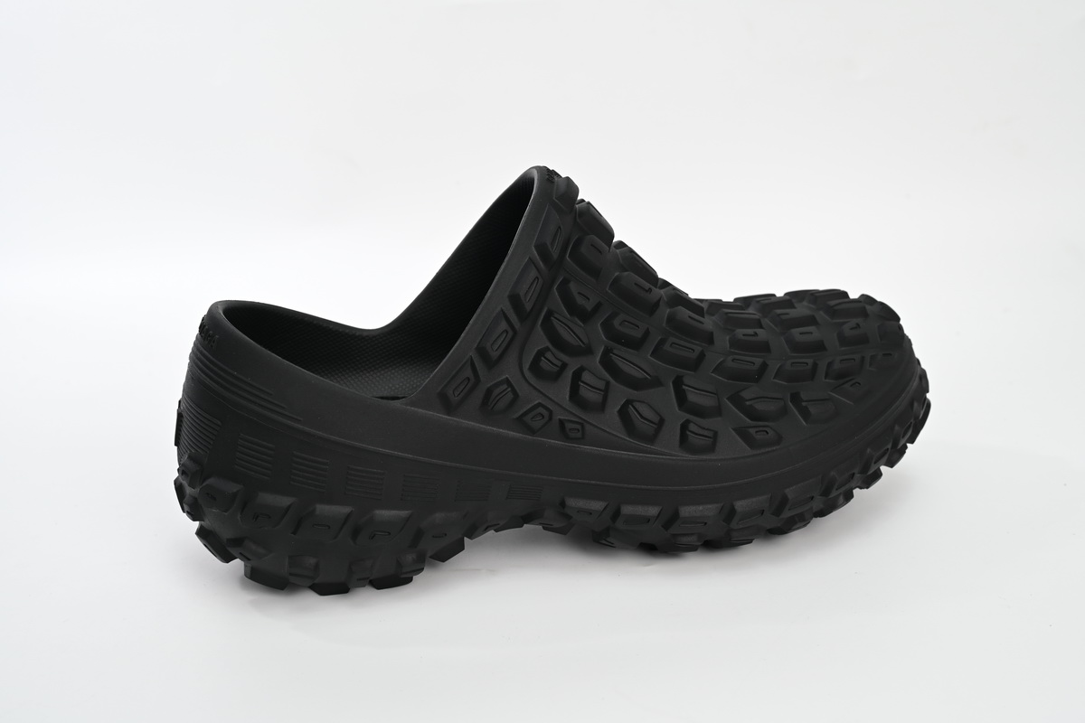 Balenciaga Defender Black 735250 W3CV2 1000