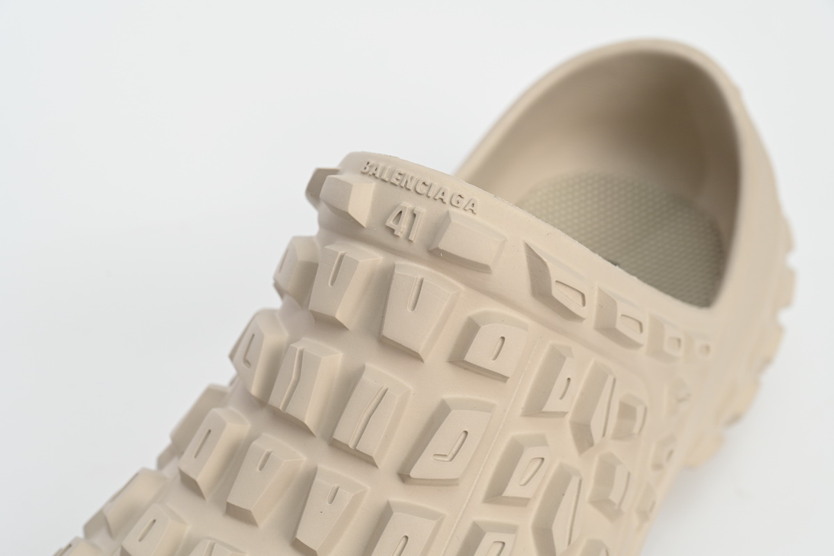 Balenciaga Defender Rice White 735250 W3CV2 9700