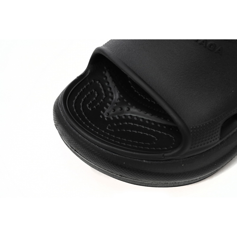 BALENCIAGA Pool Crocs Black 677389 W158E 1000
