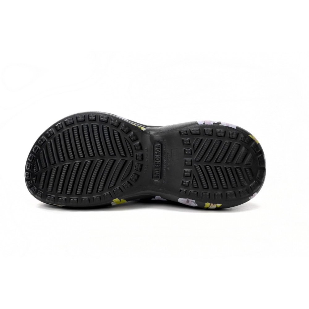 BALENCIAGA Pool Crocs Watermark Black 677389 W1S8G 6556