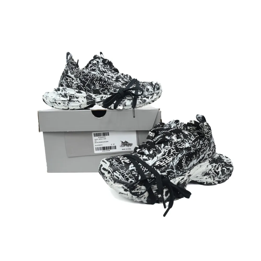 Balenciaga 3XL Sneaker Luminous Black Graffiti 734731 W3XDC 0236