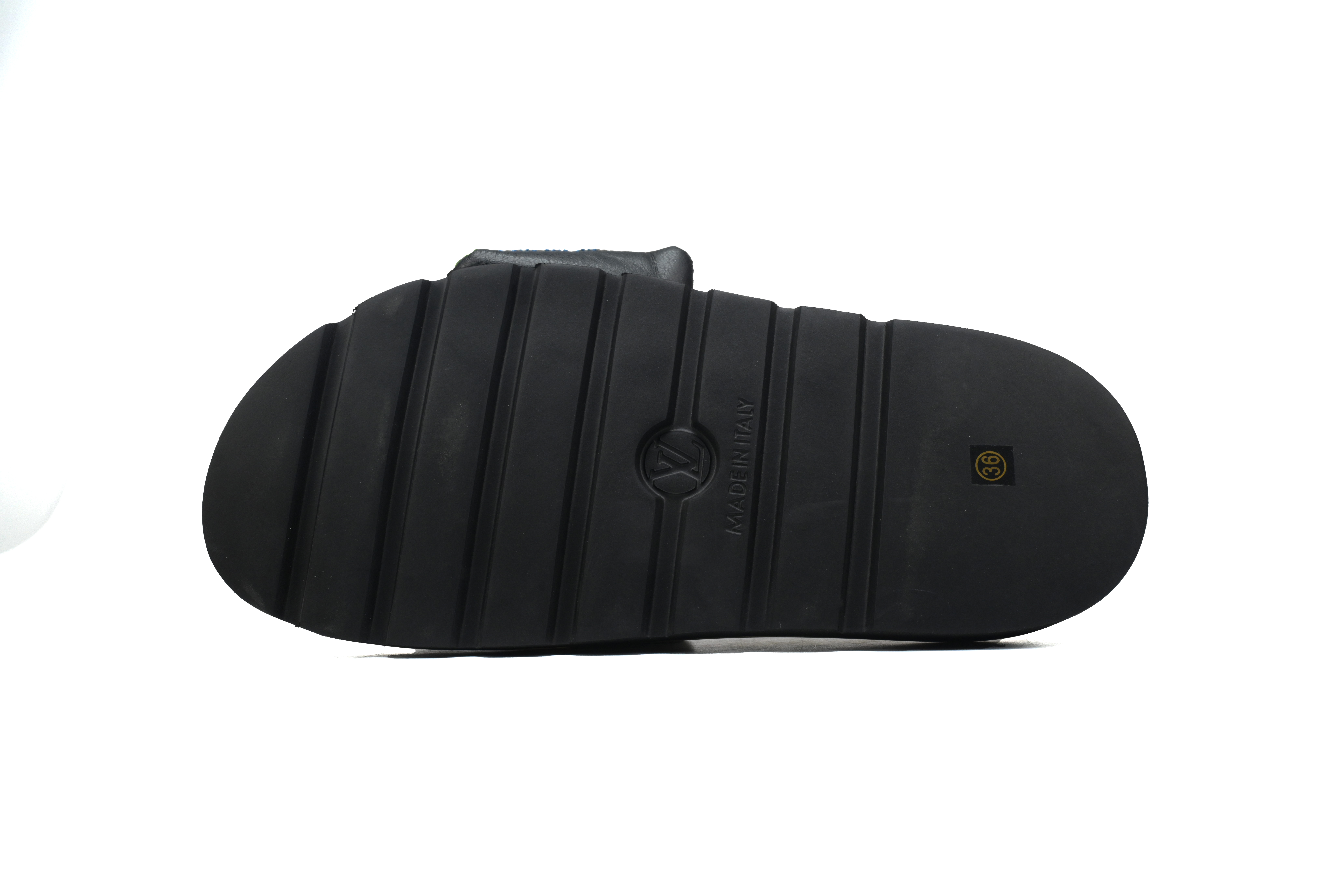 Louis Vuitton White Grid Pool Pillow Comfort Flat Slides