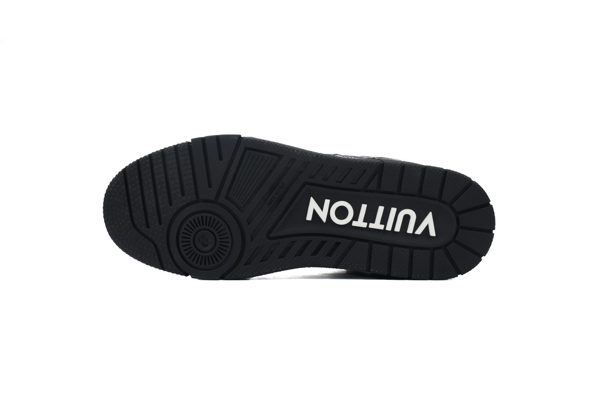 Louis Vuitton Trainer Sneaker Alligator Leather All Black