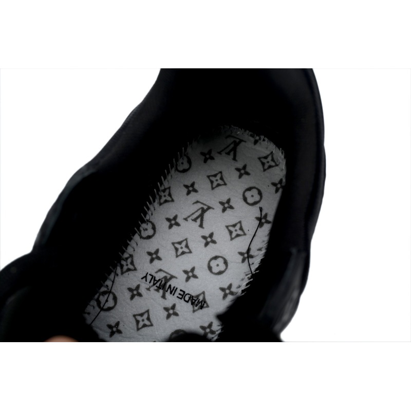 Louis Vuitton Trainer Sneaker Alligator Leather Black