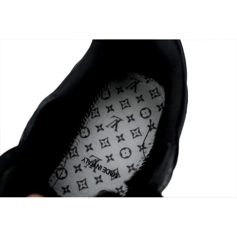 Louis Vuitton Trainer Sneaker Alligator Leather Black