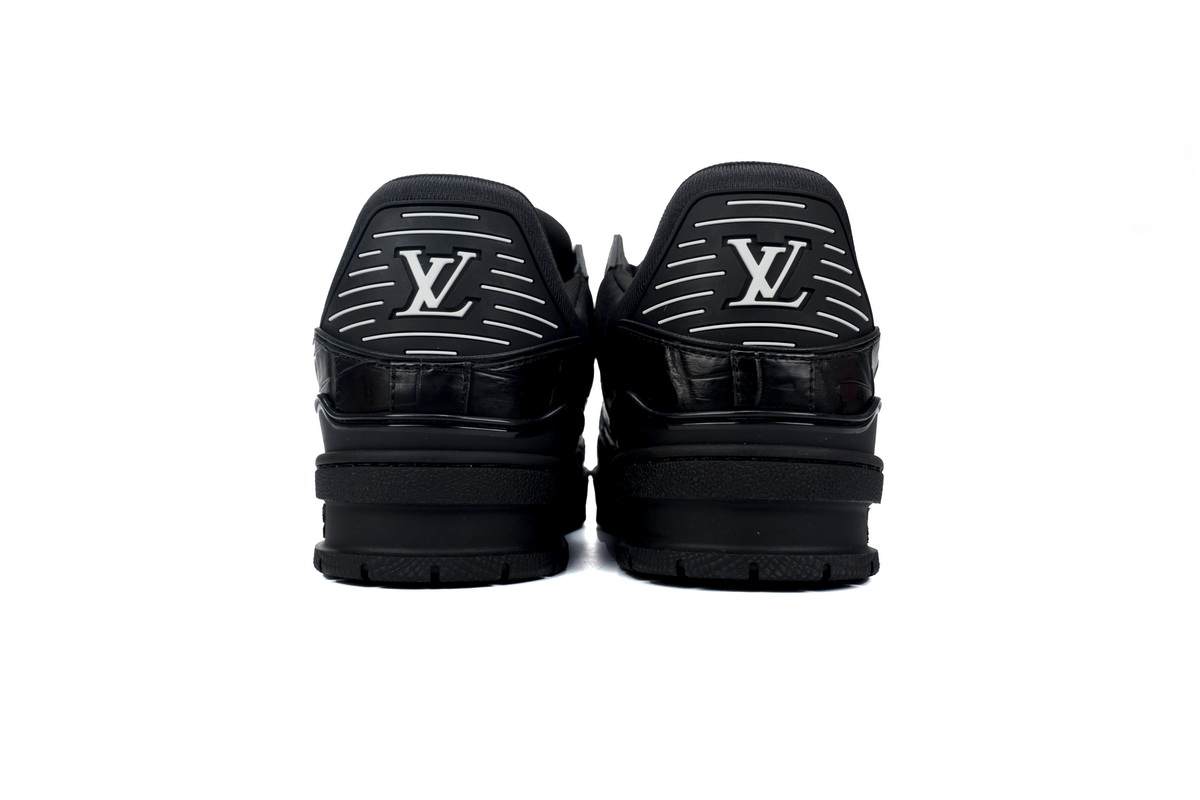 Louis Vuitton Trainer Sneaker Alligator Leather Black