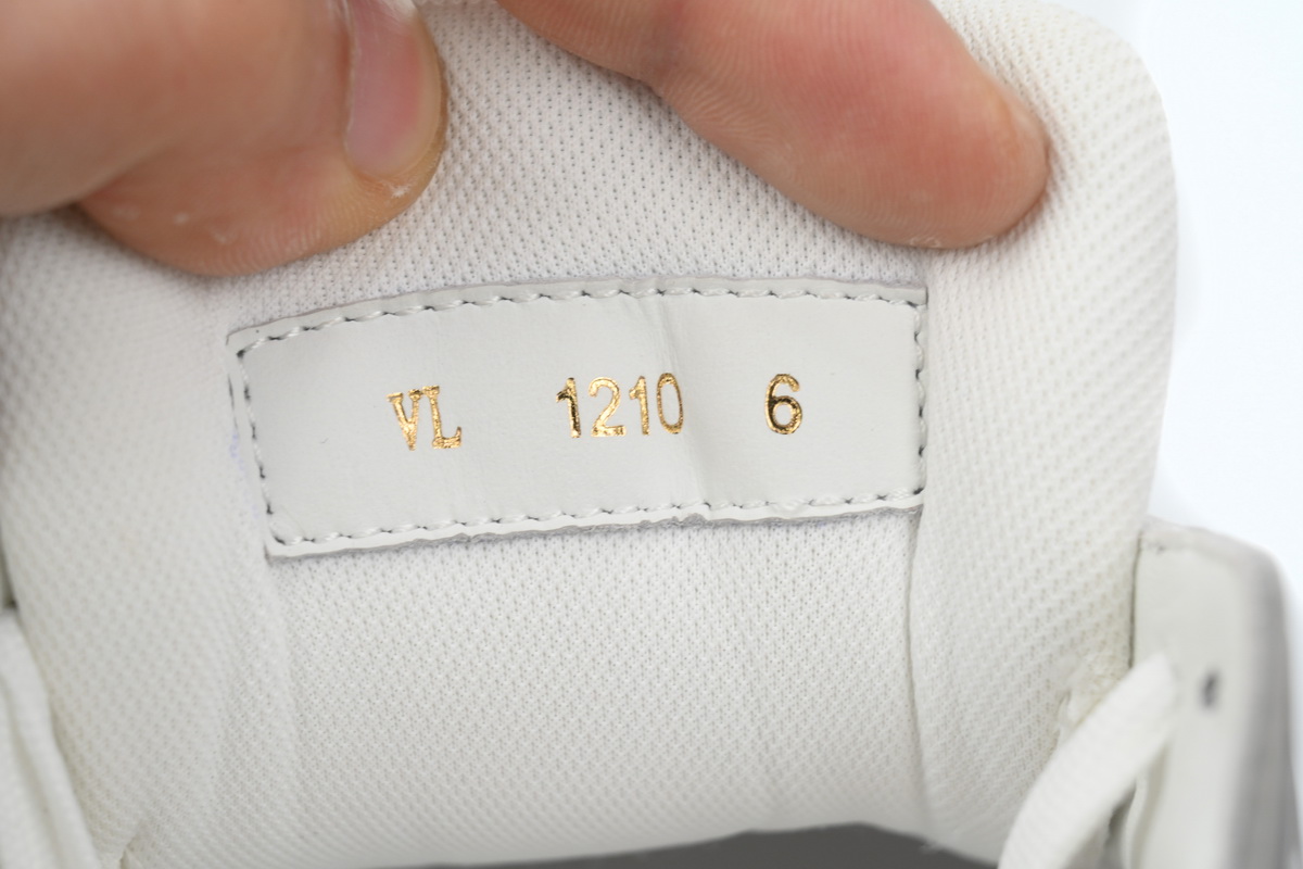 Louis Vuitton Trainer Sneaker Alligator Leather White Gray