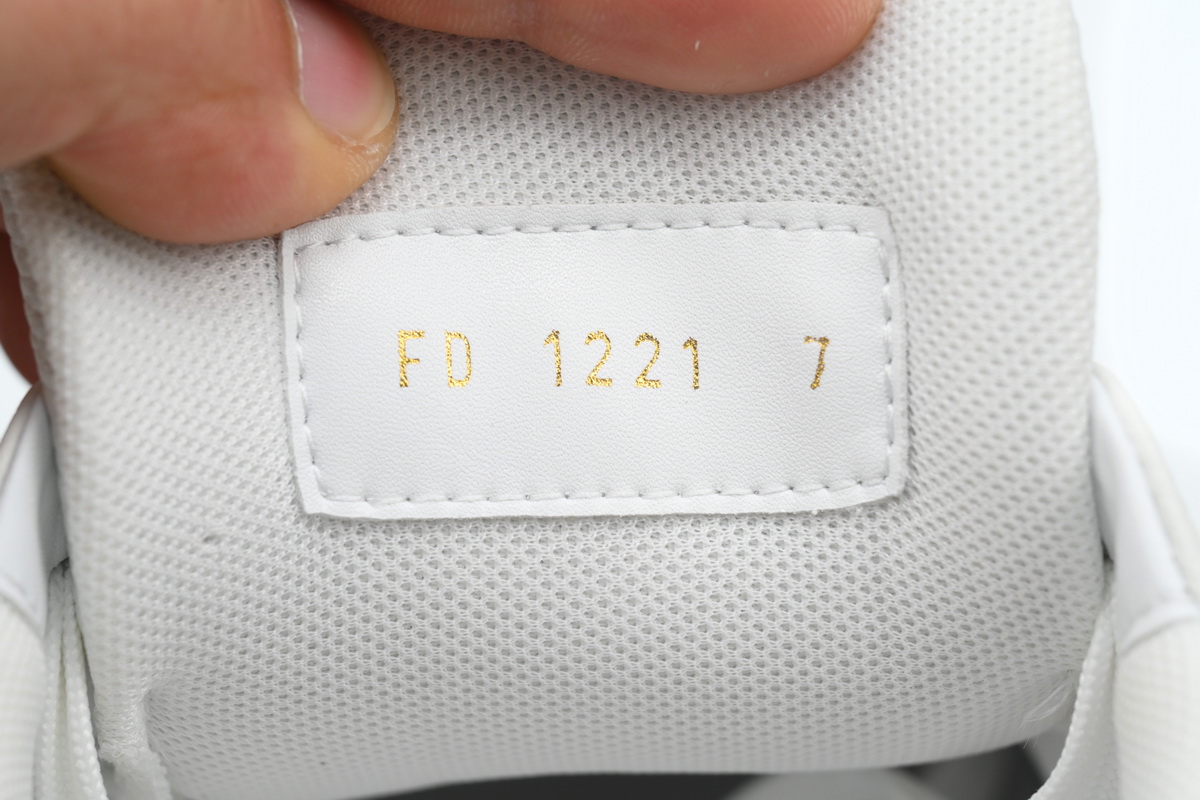 Louis Vuitton Trainer Sneaker Golf White Black