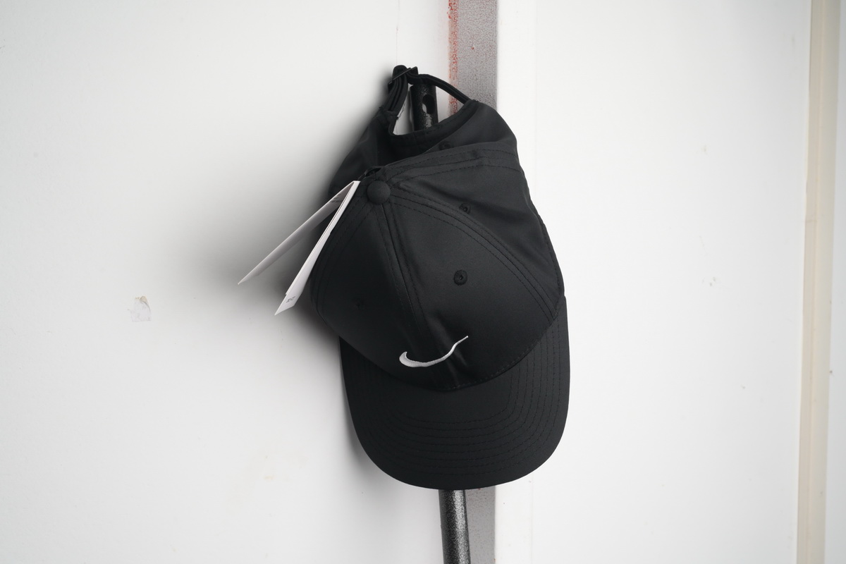 [Add One] Nike Swoosh Peaked Cap Black CK0708