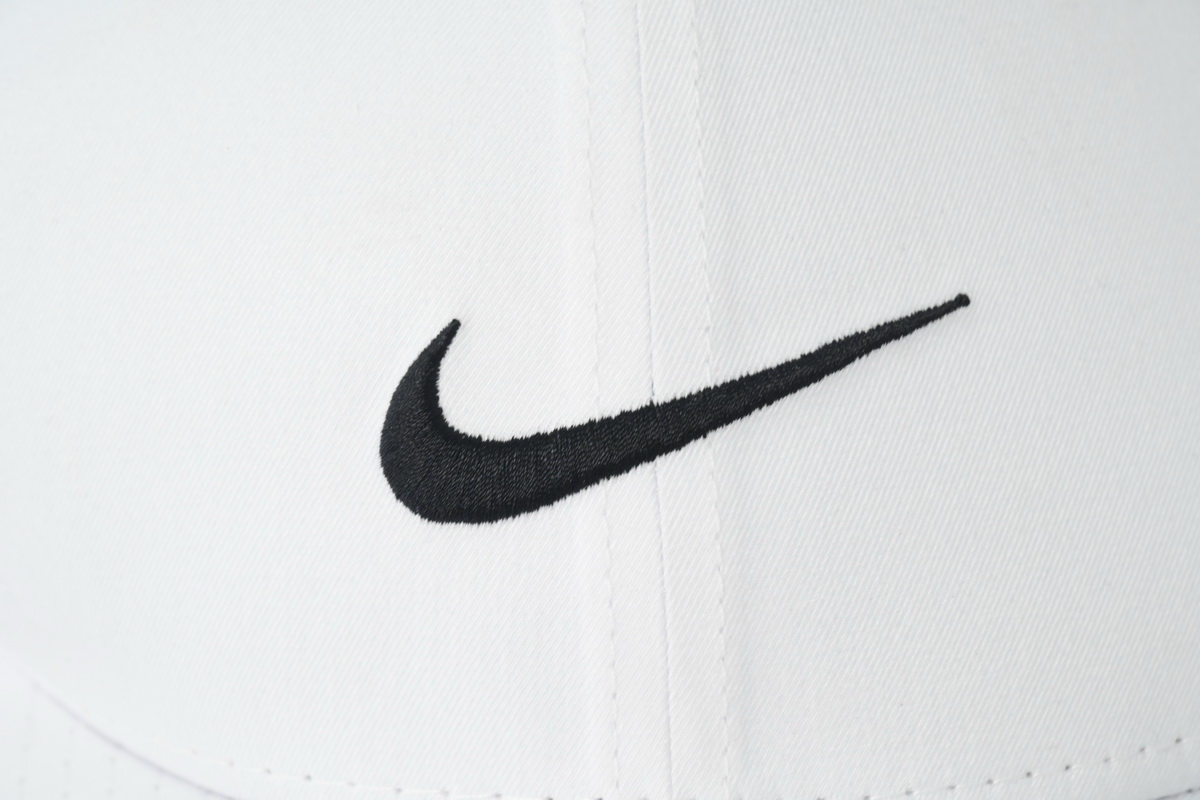[Add One] Nike Swoosh Peaked Cap White CK0708