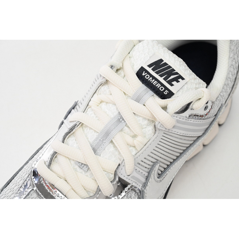 Nike Zoom Vomero 5 Photon Dust Metallic Silver FD0884-025