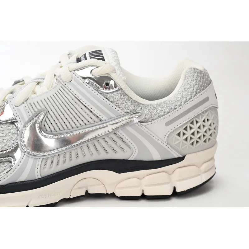 Nike Zoom Vomero 5 Photon Dust Metallic Silver FD0884-025