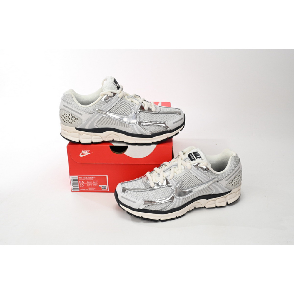 Nike Zoom Vomero 5 Photon Dust Metallic Silver FD0884-025