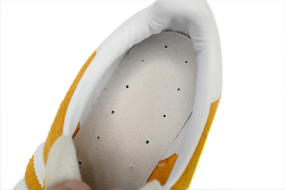 Adidas Gazelle Indoor Orange Peel White  HQ8716