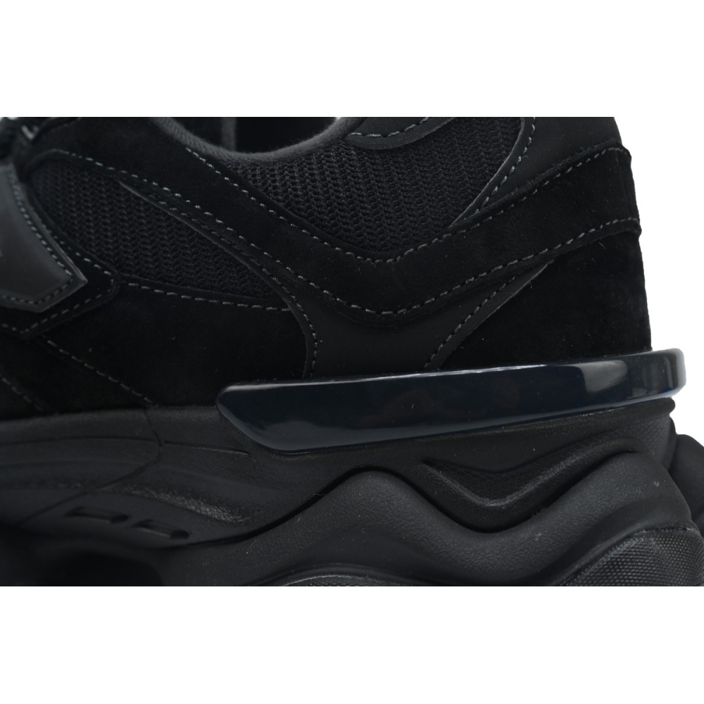 New Balance 9060 Triple Black U9060BPM