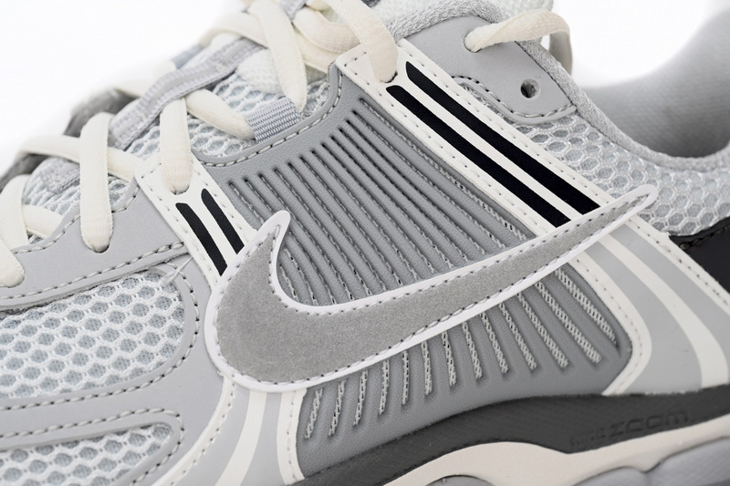 Nike Air Zoom Vomero 5 Pure Platinum Summit White FD9919-001