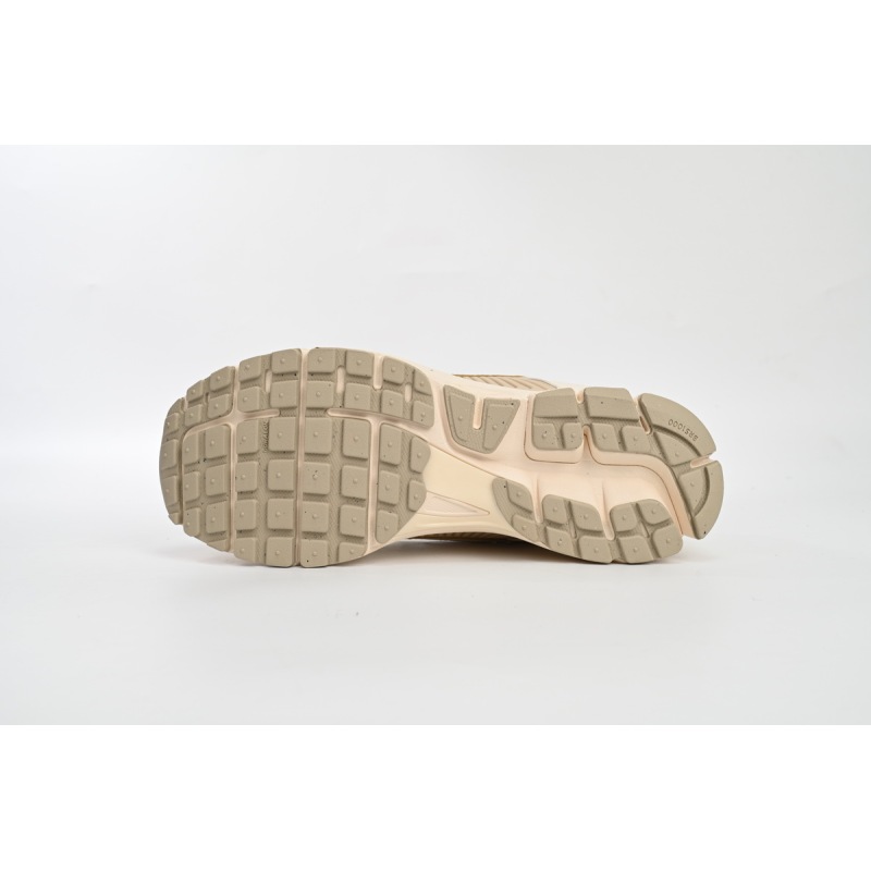 Nike Zoom Vomero 5 Sail Light Orewood Brown FQ6868-111