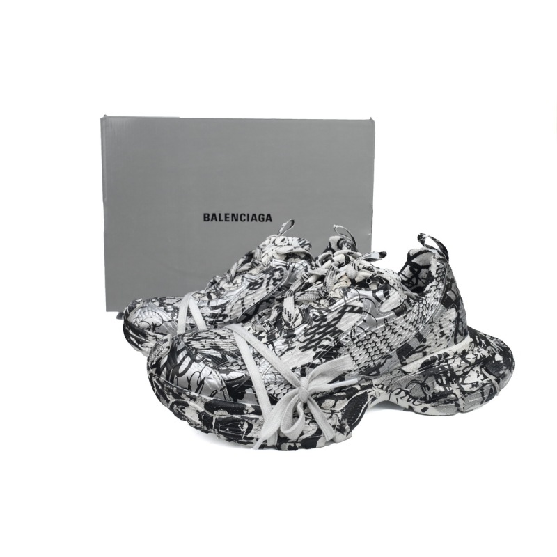 Balenciaga 3XL Sneaker Black and White 734734 W2RG3 9010