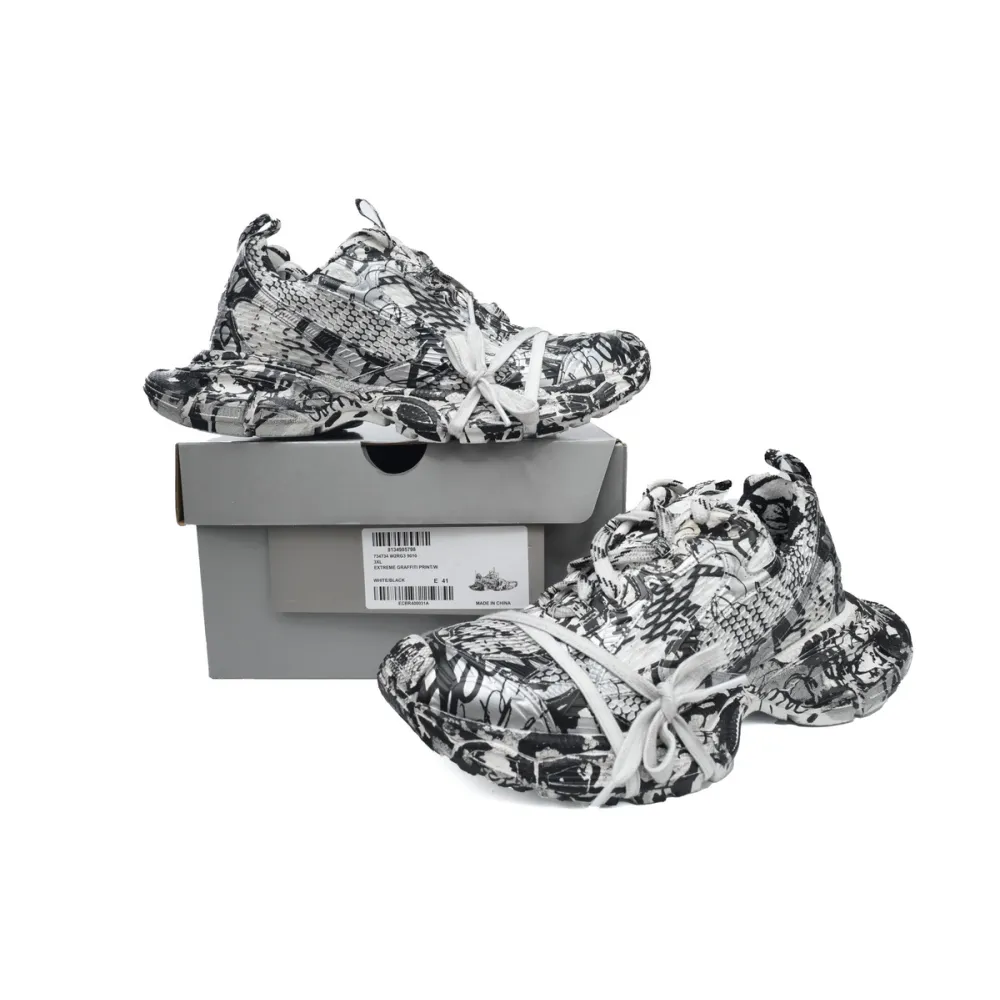 Balenciaga 3XL Sneaker Black and White 734734 W2RG3 9010