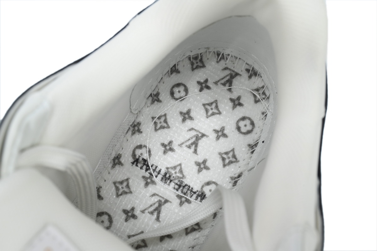 Louis Vuitton LV Trainer Sneaker Black White XD CK24071803